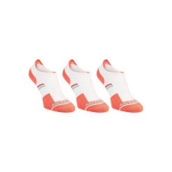 Skarpety sportowe RS500 3 pary. Skarpetki sportowe marki ARTENGO. W wyprzedaży za 19.99 zł.