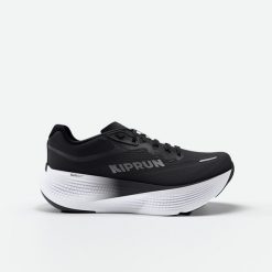 Buty do biegania męskie Kiprun Kipride Max. Białe buty do biegania KIPRUN, bez wzorów, bez zapięcia, do biegania. Za 599.99 zł.