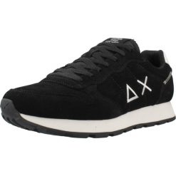 Buty SUN68 TOM SUEDE Czarny. Czarne buty turystyczne SUN68, bez wzorów, ze skóry, bez zapięcia, na fitness i siłownię. Za 379.99 zł.