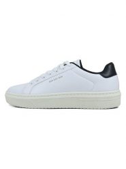 GAP Sneakersy w kolorze białym rozmiar: 42. Białe buty sportowe casual GAP, bez wzorów, bez zapięcia. Za 149.45 zł.
