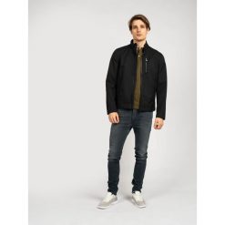 Kurtka turystyczna męska Ottaya. Czarne kurtki Geox, m, bez wzorów, z poliesteru, bez kaptura. W wyprzedaży za 336.60 zł.