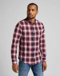 KOSZULA MĘSKA LEE BUTTON DOWN AURORA RED L880KSNV 112123225. Czerwone koszule Lee, l, bez wzorów, bez kołnierzyka, bez ramiączek. Za 129.99 zł.