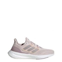 Buty Pureboost 23. Brązowe buty do biegania Adidas, bez wzorów, z materiału, bez zapięcia, do biegania. Za 649.00 zł.