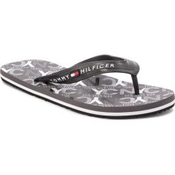 Japonki TOMMY HILFIGER - City Print Beach Sandal FM0FM01361 Black 990. Japonki marki Tommy Hilfiger. W wyprzedaży za 109.00 zł.