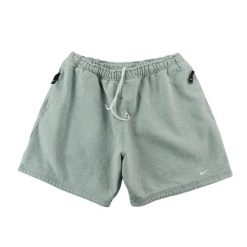 Second life - Męskie szare spodenki Solo Swoosh - Jak nowy. Szare szorty Nike, l, bez wzorów, sportowe. Za 106.46 zł.