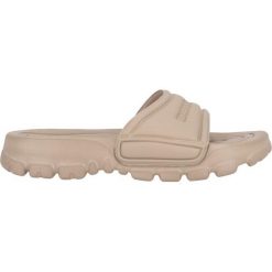 Sandały Endurance Toopin. Brązowe sandały Endurance, z materiału, bez zapięcia. Za 129.00 zł.