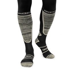 Skarpety narciarskie Sporty zimowe Siroko DAFFY Black. Czarne skarpety SIROKO, bez wzorów, z tkaniny. Za 127.00 zł.
