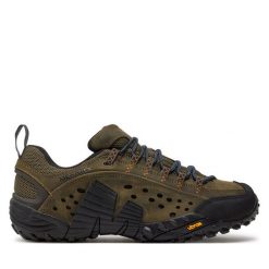 Trekkingi Merrell. Zielone buty trekkingowe Merrell, bez wzorów, bez zapięcia. Za 429.99 zł.