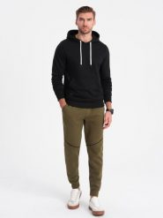 Spodnie męskie dresowe joggery z kontrastowymi elementami - ciemnooliwkowe V4 OM-PASK-22FW-001 - XL. Zielone joggery i bojówki Ombre Clothing, m, bez wzorów, z bawełny. W wyprzedaży za 49.99 zł.