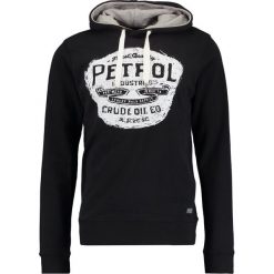 Petrol Industries Bluza z kapturem black. Bluzy z kapturem marki Petrol Industries, m, z bawełny, z kapturem. W wyprzedaży za 134.10 zł.