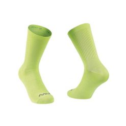 Skarpety rowerowe NORTHWAVE Switch Sock. Fioletowe skarpety Northwave, bez wzorów. Za 65.00 zł.