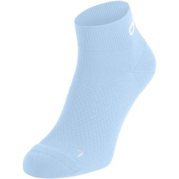 Skarpetki UNI ODLO Socks short ESSENTIAL. Niebieskie skarpety ODLO, bez wzorów, z elastanu. Za 49.99 zł.
