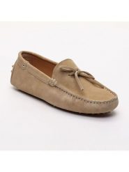 CHARLES & SMITH Skórzane mokasyny "Andy" w kolorze beżowym rozmiar: 43. Brązowe botki sznurowane CHARLES & SMITH, bez wzorów, bez obcasa, bez zapięcia. Za 173.99 zł.