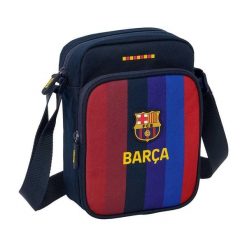Praktyczna torba boczna FC Barcelona 2026-27. Torby na ramię SAFTA, bez wzorów, z materiału, na ramię, z nadrukiem, bez dodatków. Za 129.85 zł.