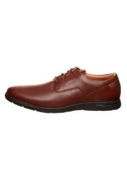 Clarks Skórzane trzewiki w kolorze jasnobrązowym rozmiar: 42,5. Brązowe botki sznurowane Clarks, bez wzorów, bez obcasa, bez zapięcia. Za 204.48 zł.