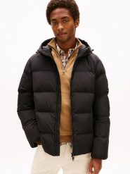 Tommy Hilfiger kurtka puchowa Mężczyźni Sztuczne włókno czarny, M. Czarne kurtki Tommy Hilfiger, m, bez wzorów, z puchu, bez kaptura. Za 949.95 zł.