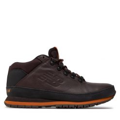 Trzewiki New Balance. Brązowe botki sznurowane New Balance, bez wzorów, bez obcasa, bez zapięcia. Za 469.99 zł.