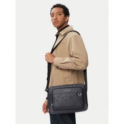 Saszetka Tommy Hilfiger. Szare saszetki i nerki Tommy Hilfiger, bez wzorów. Za 649.99 zł.