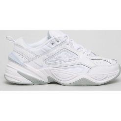Nike Sportswear - Buty M2k Tekno. Białe buty sportowe casual Nike Sportswear, bez wzorów, z materiału, bez zapięcia. W wyprzedaży za 329.90 zł.