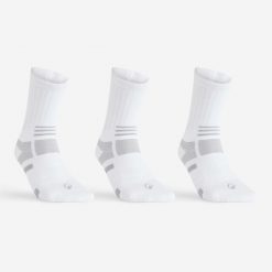 Skarpety sportowe tenis RS560 High 3 pary. Białe skarpetki sportowe Decathlon, bez wzorów, z bawełny. Za 49.99 zł.