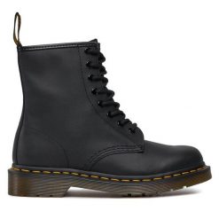 Glany Dr. Martens. Czarne trapery Dr. Martens, bez zapięcia. Za 509.99 zł.
