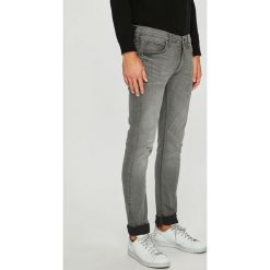 Lee - Jeansy Luke. Jeansy Lee. W wyprzedaży za 249.90 zł.