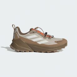 Buty Terrex Trailmaker 2 GORE-TEX Speed Lace Hiking. Białe buty turystyczne Adidas, bez wzorów, z gore-texu, bez zapięcia, do biegania, adidas terrex, gore-tex. Za 569.00 zł.