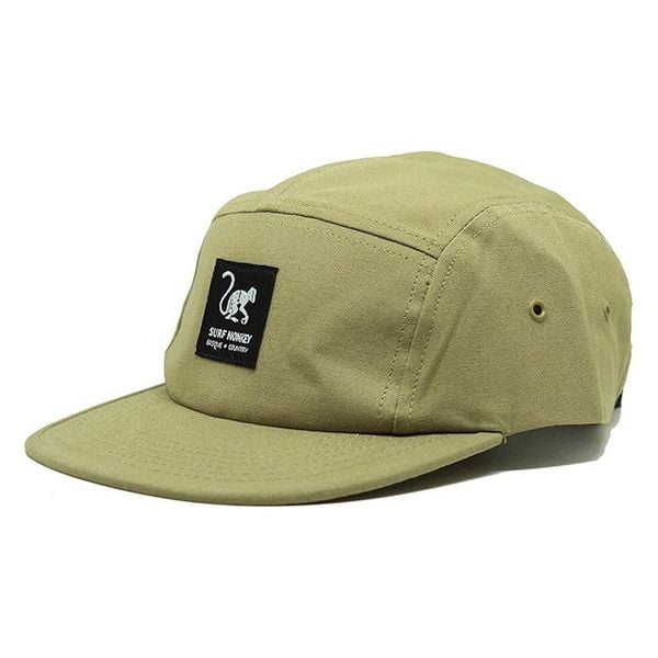Czapka 5-panelowa - Płaski daszek - Jockey / Rozmiar uniwersalny (Beżowy). Brązowe czapki z daszkiem SURF MONKEY, z aplikacjami, z bawełny. Za 139.95 zł.