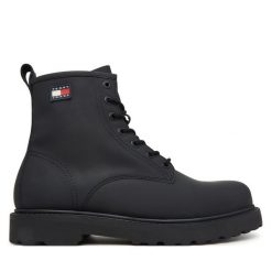 Trzewiki Tommy Jeans. Czarne botki sznurowane Tommy Jeans, bez wzorów, z jeansu, bez obcasa, bez zapięcia. Za 649.99 zł.