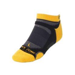 Skarpety sportowe Karakal X4 Sports Trainer Socks. Czarne skarpetki sportowe KARAKAL, bez wzorów, z bawełny. Za 39.99 zł.