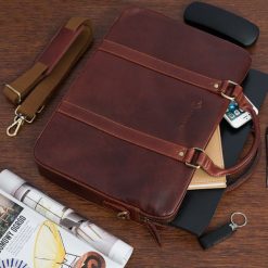 Torba męska skórzana na ramię laptopa duża koniakowa biznesowa Beltimore N06. Brązowe torby na laptopa . Za 399.90 zł.