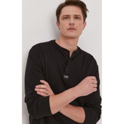 Scotch & Soda - Longsleeve. Czarne bluzki z długim rękawem Scotch & Soda, l, bez wzorów, z dzianiny, bez kołnierzyka, bez ramiączek. W wyprzedaży za 219.90 zł.