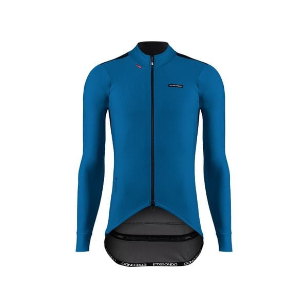 Kurtka Etxeondo Dena Gore-Tex WindStopper. Niebieskie kurtki ETXEONDO, na zimę, m, bez wzorów, z gore-texu, bez kaptura. Za 971.15 zł.