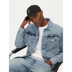 Czapka z daszkiem Calvin Klein Jeans. Czarne czapki z daszkiem Calvin Klein Jeans, bez wzorów, z jeansu. Za 99.99 zł.