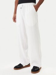 Emporio Armani Spodnie materiałowe EM000586 AF20590 U0002 Biały Regular Fit. Białe spodnie materiałowe Emporio Armani, m, bez wzorów, z materiału. Za 629.99 zł.