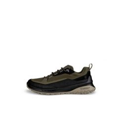 Buty trekkingowe Ecco ULT-TRN. Czarne buty trekkingowe ecco, bez wzorów, z materiału, bez zapięcia. Za 623.05 zł.