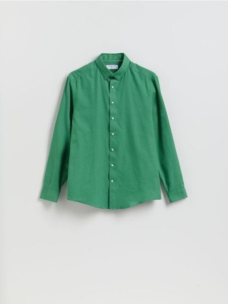 Gładka koszula regular fit - zielony. Zielone koszule Reserved, l, bez wzorów, z bawełny, bez kołnierzyka, bez ramiączek. Za 139.99 zł.