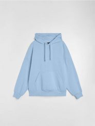 Bluza z kapturem comfort fit z domieszką bawełny - niebieski. Niebieskie bluzy z kapturem Sinsay, l, bez wzorów, z bawełny, z kapturem. Za 39.99 zł.