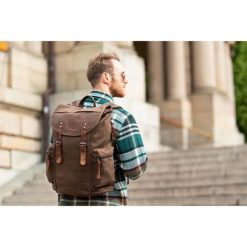 ZESTAW UPOMINKOWY ZUP-21-BR PLECAK VINTAGE T-19-BR ORAZ PORTFEL SKÓRZANY T-03-BR. Brązowe portfele bez wzorów, z bawełny. Za 249.00 zł.