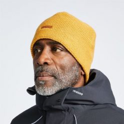 Czapka żeglarska Tribord Sailing 100 ocieplana. Brązowe czapki zimowe TRIBORD, bez wzorów, z materiału. W wyprzedaży za 29.99 zł.