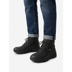 Trekkingi Hunter. Czarne botki sznurowane Hunter, bez wzorów, bez obcasa, bez zapięcia. Za 299.99 zł.