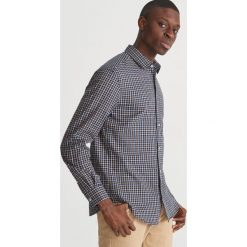 Koszula regular fit w kratę - Khaki. Koszule marki Reserved. Za 99.99 zł.