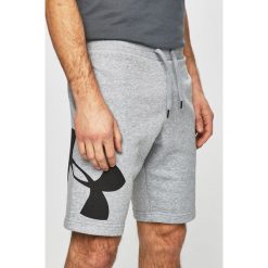 Under Armour - Szorty. Krótkie spodenki sportowe Under Armour. W wyprzedaży za 139.90 zł.