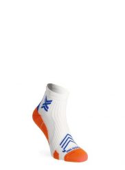 Skarpety biegowe X-Socks Run Expert Ankle. Białe skarpety X-Socks, bez wzorów, z elastanu. Za 123.52 zł.