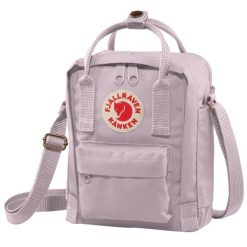 Saszetka Fjallraven Kanken Sling - pastel lavender. Fioletowe torby na ramię Fjällräven, bez wzorów, z materiału, na ramię, bez dodatków. Za 359.99 zł.