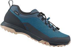 Mężczyźni - Buty kolarskie ET501. Czarne buty turystyczne Shimano, bez wzorów, z gumy, bez zapięcia, rowerowe. Za 599.00 zł.