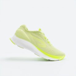 Buty do biegania męskie Kiprun KS500 2. Czarne buty do biegania KIPRUN, bez wzorów, bez zapięcia, do biegania. Za 299.99 zł.