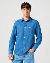 WRANGLER MĘSKA KOSZULA 1 PKT SHIRT MID STONE 112357191 W5X2014179. Koszule Wrangler, m, bez wzorów, bez kołnierzyka, bez ramiączek. Za 179.99 zł.