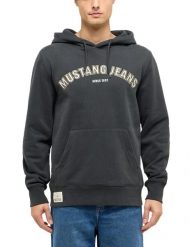 Męska Bluza Nierozpinana Mustang Style Eden Pirate Black 1017554 4088. Czarne bluzy Mustang, m, bez wzorów, z kapturem. Za 139.99 zł.