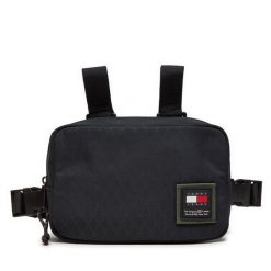 Saszetka Tommy Jeans. Czarne saszetki i nerki Tommy Jeans, bez wzorów, z jeansu. Za 419.99 zł.